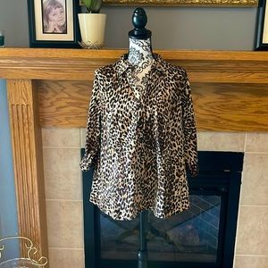 💗3/$12💗Lane Bryant Women’s Plus Size Leopard/Animal Print Button Down Top